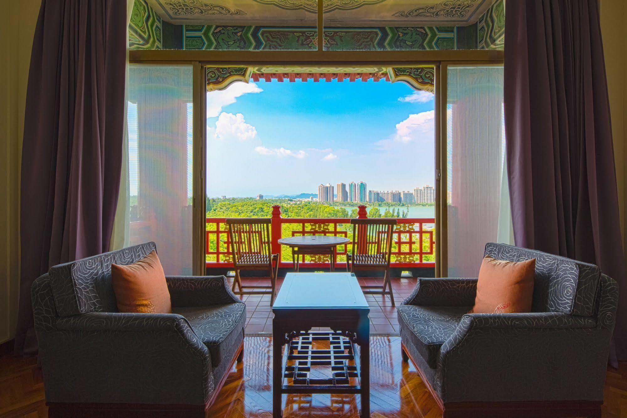 The Grand Hotel Kaohsiung Exteriör bild